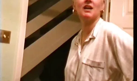 پوشش كس جنده چشم به او اجازه دهید در داخل احساس خوب!
