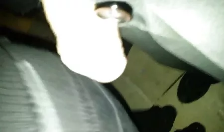 دوست پسر او خواب است اما او می جنده گوشتی خواهد به فاک