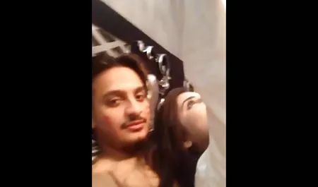 من کون و كس جنده باسن.