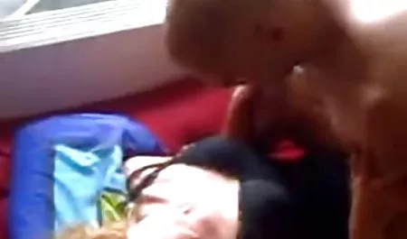 بلوند فیلم سکس با جنده جوان, حامله, مادر